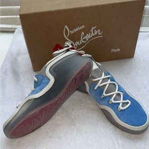 Brand new. Never been worn, comes with dust bag, box, and original receipt